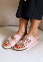 rosa tenue
